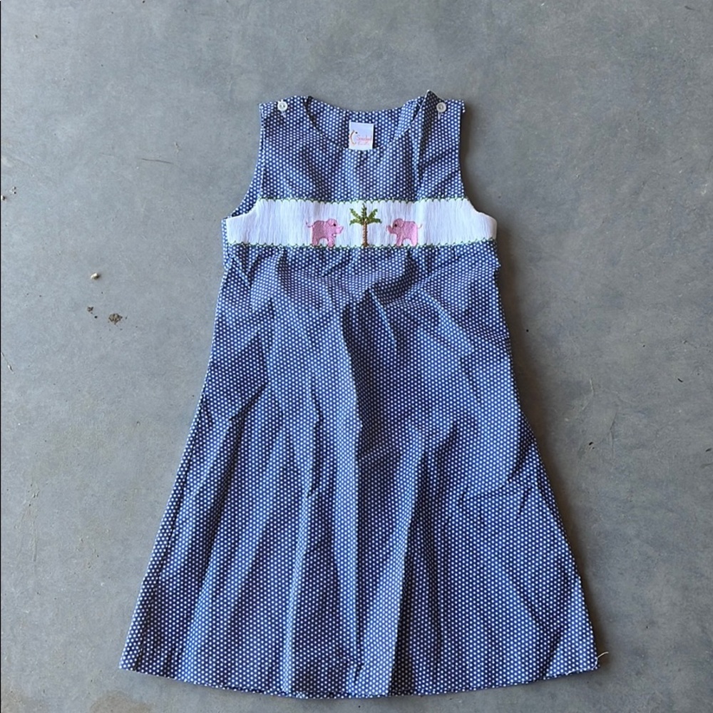 Size 6 girls smocked dress